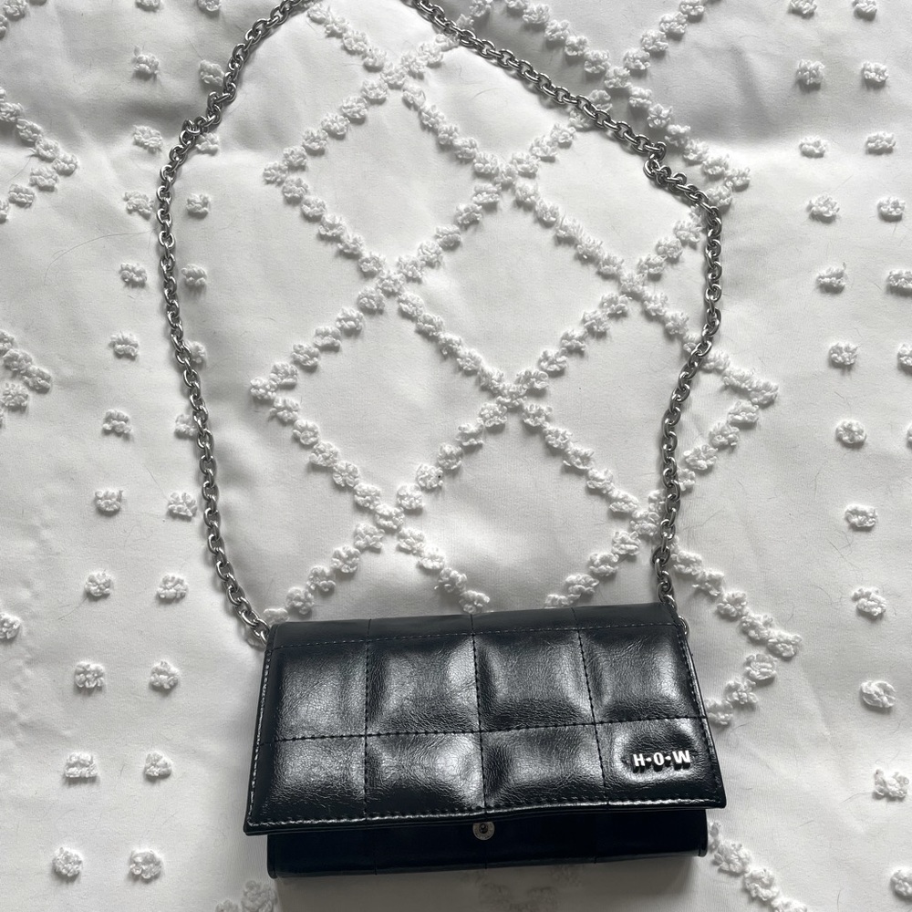 We Browse Wallet Crossbody